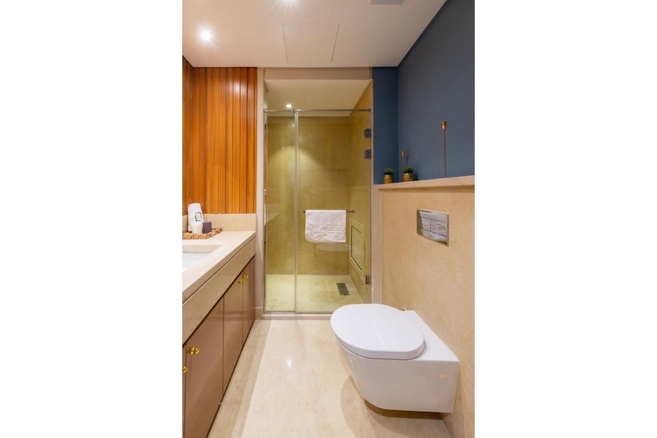 Elegant & Edgy 2 Bedroom W & Pool Mangroovy Appartement *